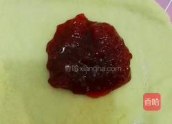 草莓酱包的做法