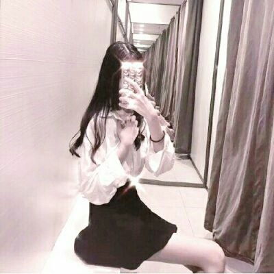  女生头像手机挡脸图片,qq头像用手机挡住脸女酷酷的