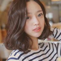  微信卷发头像女生时尚好看女孩子卷发头像