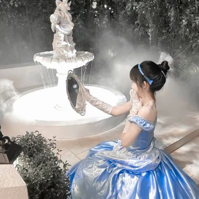  加柏林落俗不可避免浪漫至死女生头像我要个性网