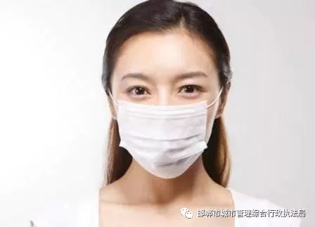  口罩清洁与存放