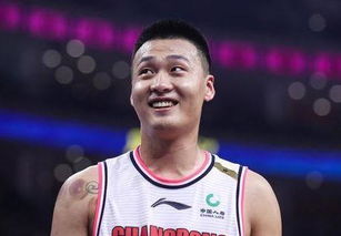  还记得丛明晨咋伤的吗广厦悍将给赵睿上一课,球迷做人的差距