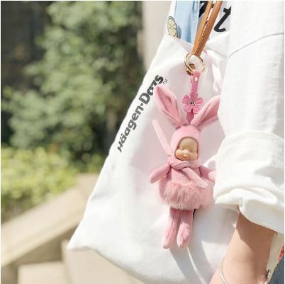  困惑老婆和女儿都要抢这个娃娃,怎么破