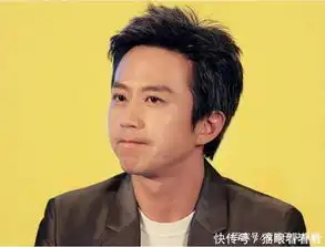  邓超晒和彭于晏合照,笑侃对方法令纹重,网友嘲讽你在说自己