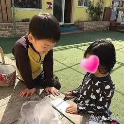  宋家三胞胎长大了,民国有了尖下巴,表情包要更新了