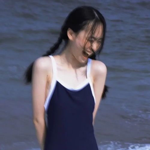  氧气美少女头像