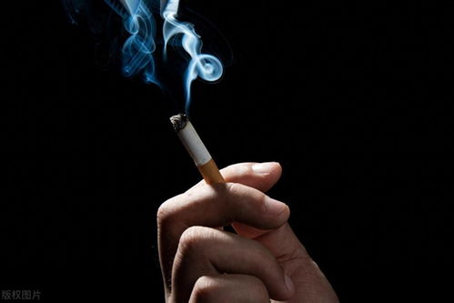  男人没有什么事是一支烟解决不了的今日头条