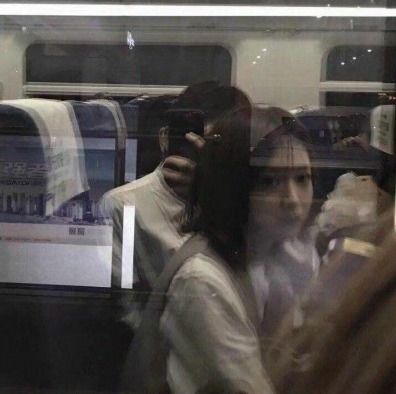  异性夜聊,男生突然秒回你这6字消息,丫头你这是被人暗恋了