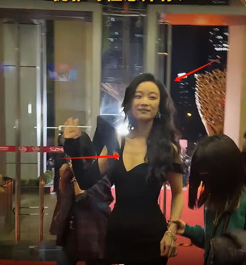  深圳这一夜,倪妮太瘦显头大,刘涛大白牙抢眼,宋佳黑白配好惊艳