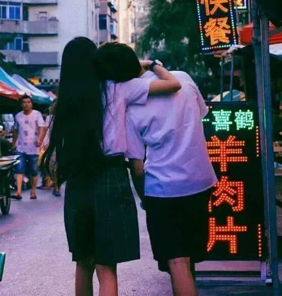 超隐蔽情侣头像一对不是