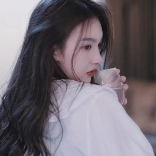 女生微信头像2024最火爆