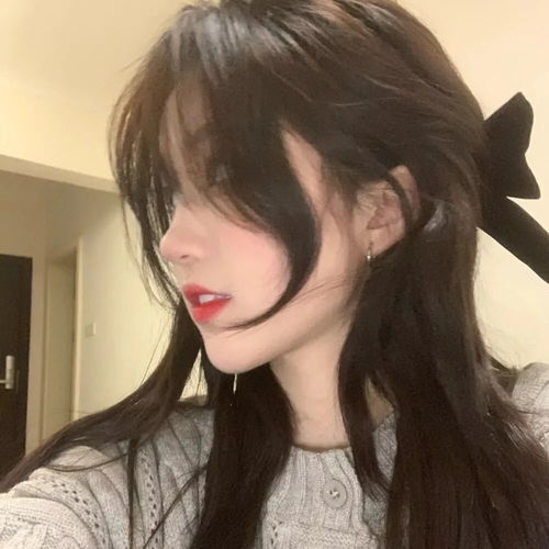清纯温柔甜美女头像欧美