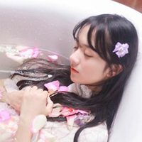  在浴缸头像女生图片微信头像图片大全