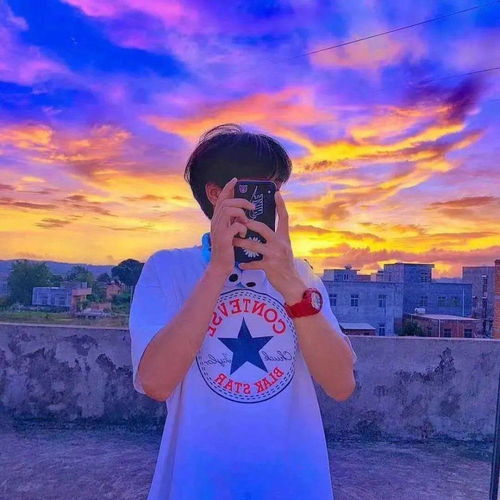  情头冗长的黑暗中你是我唯一的光.