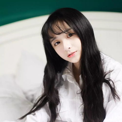 美女头像图片中年