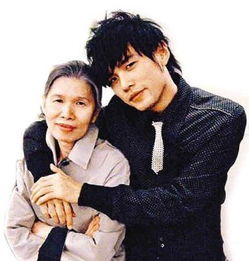  周杰伦妈妈是谁叶惠美大赞周杰伦孝顺