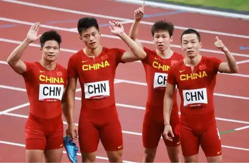  击败2大奥运冠军拿第一30岁百米飞人爆发,苏炳添迎来接班人