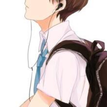  求动漫男生头像带着耳机的