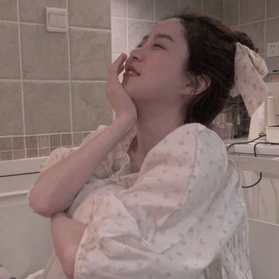 闺蜜头像真人不露脸超仙