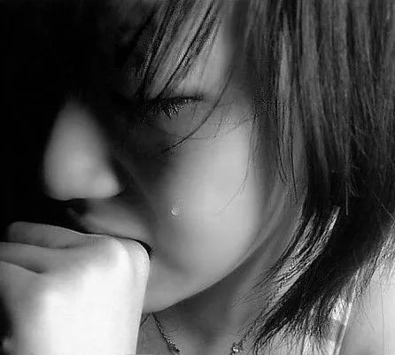 伤感头像 女生想哭