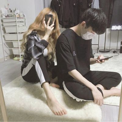  情侣头像一对两张大全微信头像图片大全