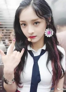 这个中国女孩因为整太美在韩国女团里被排挤,长得漂亮怪我咯