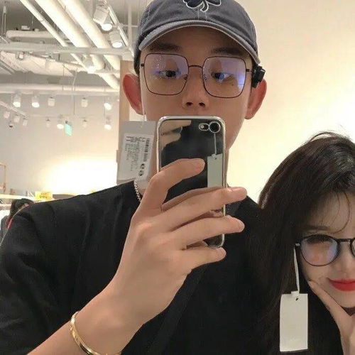  情侣头像丨我去宇宙偷星星放在梦里等你