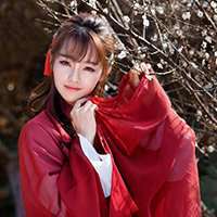  红衣女子霸气古风头像微信头像图片大全
