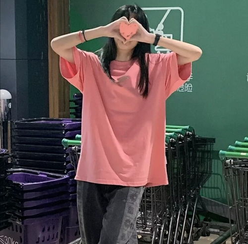 微信头像女真人挡脸她是