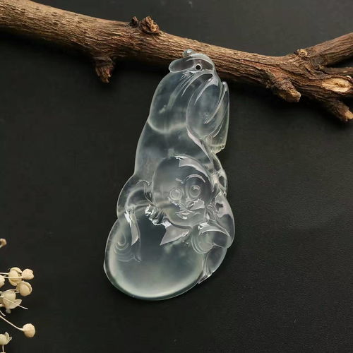  戴翡翠的女人命不好转运变成招祸了