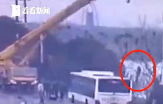  勇救4人吊车侠拒领奖金拿钱性质就变了