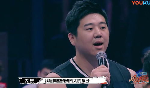 李易峰安全感被承包,李易峰说他笑起来不是很可爱,而是非常可爱