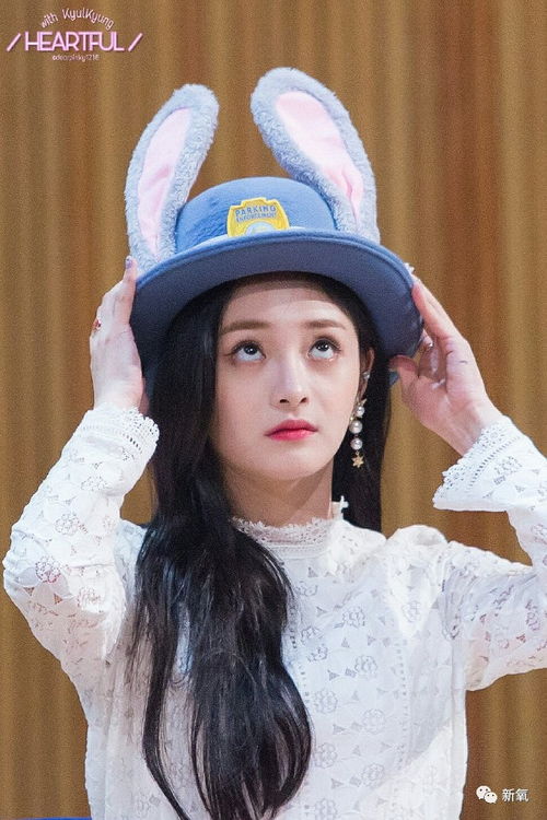  这个中国女孩因为整太美在韩国女团里被疯狂排挤,长得漂亮怪我咯