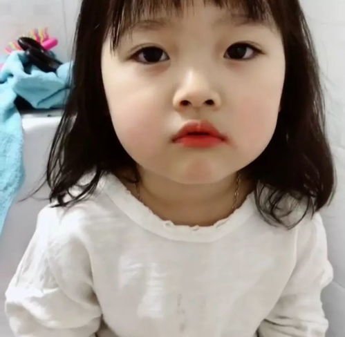  这个被你用来做表情包的小姑娘,这次又又又火了