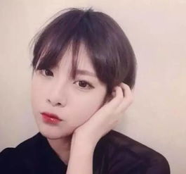  回家才发现发型师把我的头剪