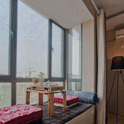  简约风格三居室富裕型卧室飘窗灯具效果图