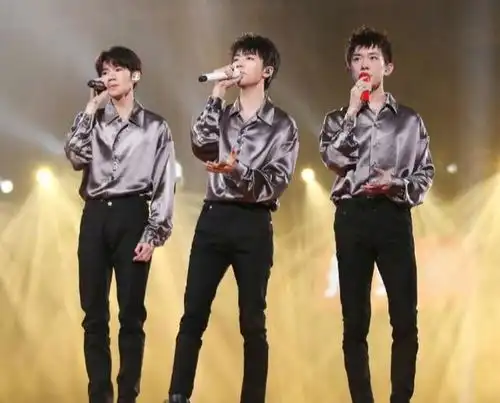  朋友请听好r1setfboys团魂炸裂时刻,团魂永远迷人永远美好